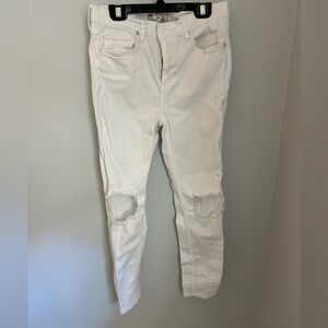 Free People Distressed Ripped Knee White Jeans - Size 28
